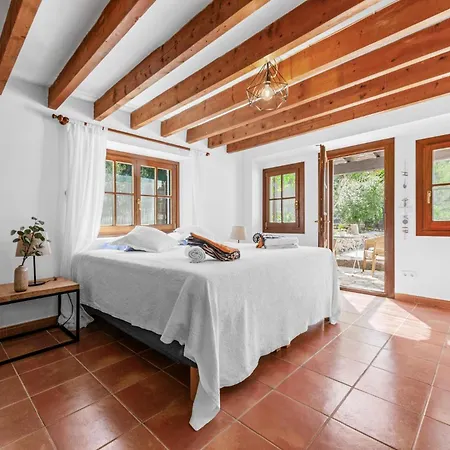 Villa Especial El Pino Mallorca En Esporles